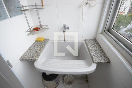 Apartamento à venda com 86m², 2 quartos e 1 vagaÁrea de Serviço