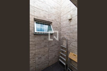 Casa à venda com 90m², 2 quartos e 2 vagas Casa à venda com 90m², 2 quartos e 2 vagasÁrea de Luz