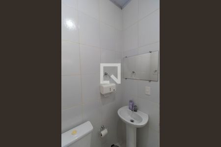 Casa à venda com 90m², 2 quartos e 2 vagas Casa à venda com 90m², 2 quartos e 2 vagasBanheiro 02