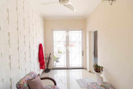 Casa à venda com 90m², 2 quartos e 2 vagas Casa à venda com 90m², 2 quartos e 2 vagasHall de Entrada