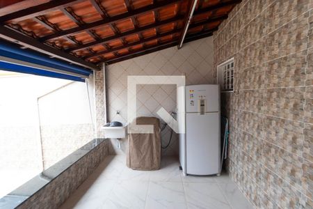 Casa à venda com 90m², 2 quartos e 2 vagas Casa à venda com 90m², 2 quartos e 2 vagasÁrea de Serviço