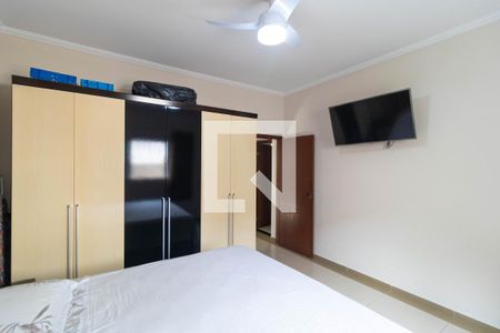 Casa à venda com 90m², 2 quartos e 2 vagas Casa à venda com 90m², 2 quartos e 2 vagasSuíte