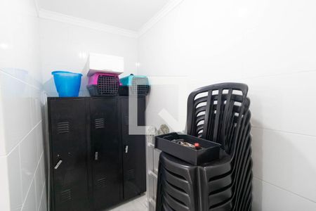 Casa à venda com 90m², 2 quartos e 2 vagas Casa à venda com 90m², 2 quartos e 2 vagasQuarto de Despejo