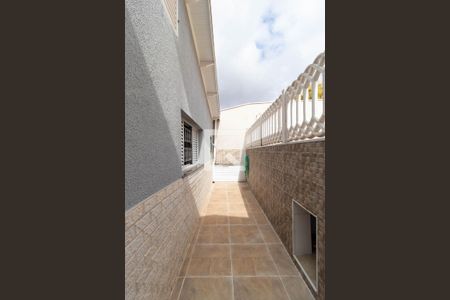 Casa à venda com 90m², 2 quartos e 2 vagas Casa à venda com 90m², 2 quartos e 2 vagasQuintal