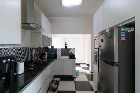 Casa à venda com 90m², 2 quartos e 2 vagas Casa à venda com 90m², 2 quartos e 2 vagasCozinha