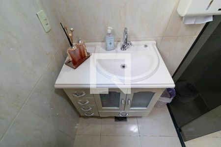 Casa à venda com 90m², 2 quartos e 2 vagas Casa à venda com 90m², 2 quartos e 2 vagasBanheiro 01