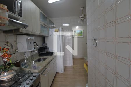 Apartamento à venda com 70m², 2 quartos e 2 vagasCozinha