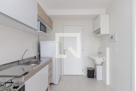 Sala/ Cozinha /Área de serviço de apartamento para alugar com 1 quarto, 28m² em Vila das Belezas, São Paulo