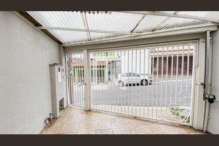 Casa à venda com 140m², 3 quartos e 3 vagasGaragem