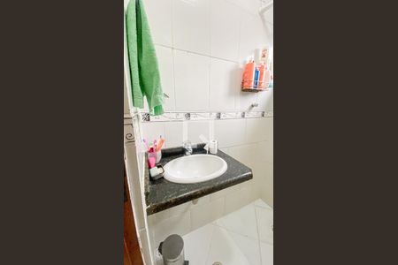 Casa à venda com 140m², 3 quartos e 3 vagasBanheiro Social 