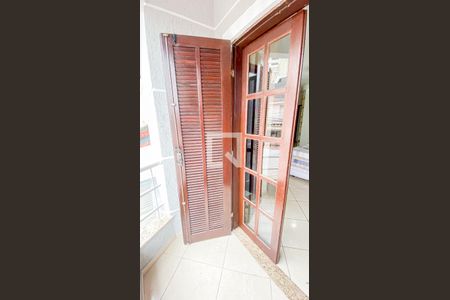 Casa à venda com 140m², 3 quartos e 3 vagasVaranda Suite