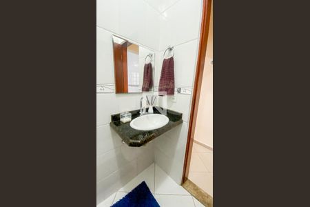 Casa à venda com 140m², 3 quartos e 3 vagasLavabo