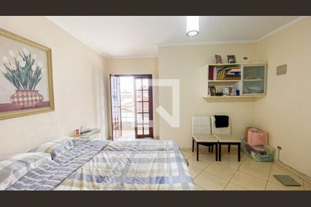 Casa à venda com 140m², 3 quartos e 3 vagasSuite