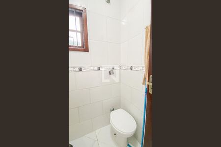 Casa à venda com 140m², 3 quartos e 3 vagasBanheiro Social 