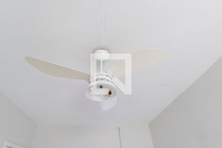 Quarto 1 de apartamento para alugar com 2 quartos, 58m² em Inhoaíba, Rio de Janeiro