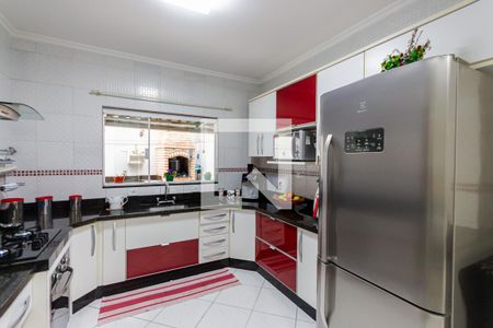 Casa à venda com 185m², 4 quartos e 4 vagas Casa à venda com 185m², 4 quartos e 4 vagasCozinha