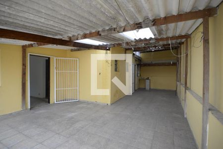 Casa à venda com 150m², 2 quartos e 4 vagasQuintal