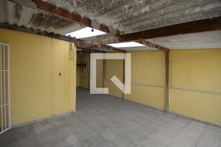 Casa à venda com 150m², 2 quartos e 4 vagasQuintal