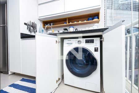 Apartamento à venda com 71m², 2 quartos e 1 vaga Apartamento à venda com 71m², 2 quartos e 1 vagaÁrea de Serviço