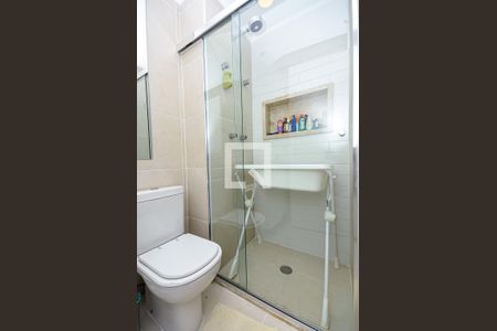 Apartamento à venda com 71m², 2 quartos e 1 vaga Apartamento à venda com 71m², 2 quartos e 1 vagaBanheiro Social