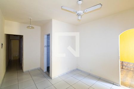 Sala de casa para alugar com 2 quartos, 65m² em Campo Grande, Rio de Janeiro