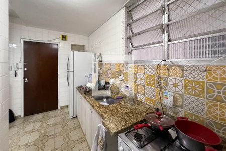 Apartamento à venda com 83m², 2 quartos e sem vaga Apartamento à venda com 83m², 2 quartos e sem vagaCozinha