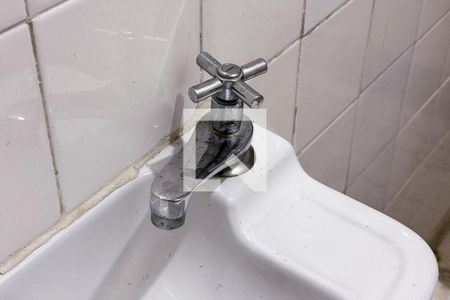 Apartamento à venda com 83m², 2 quartos e sem vaga Apartamento à venda com 83m², 2 quartos e sem vagaBanheiro de Serviço