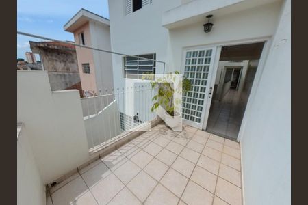 Casa à venda com 180m², 5 quartos e 2 vagas Casa à venda com 180m², 5 quartos e 2 vagasSacada Lavanderia