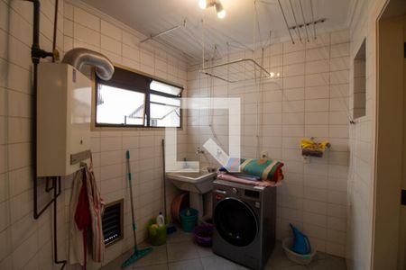 Apartamento à venda com 190m², 3 quartos e 3 vagas Apartamento à venda com 190m², 3 quartos e 3 vagasÁrea de Serviço