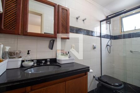 Apartamento à venda com 190m², 3 quartos e 3 vagas Apartamento à venda com 190m², 3 quartos e 3 vagasBanheiro da Suíte 2