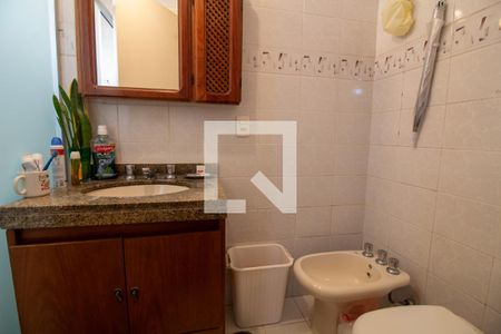 Apartamento à venda com 190m², 3 quartos e 3 vagas Apartamento à venda com 190m², 3 quartos e 3 vagasBanheiro da Suíte 1