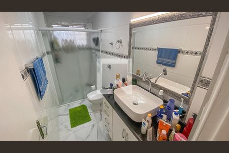 Apartamento à venda com 60m², 2 quartos e sem vaga Apartamento à venda com 60m², 2 quartos e sem vagaBanheiro