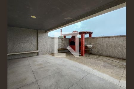 Apartamento à venda com 98m², 3 quartos e 2 vagas Apartamento à venda com 98m², 3 quartos e 2 vagasÁrea comum - Churrasqueira