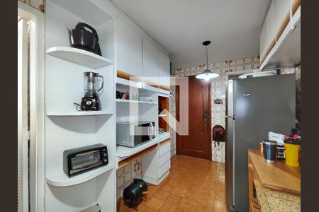 Apartamento à venda com 98m², 3 quartos e 2 vagas Apartamento à venda com 98m², 3 quartos e 2 vagasCozinha