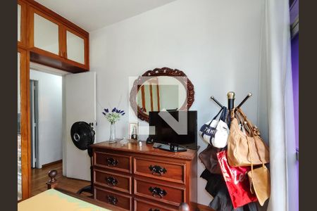 Apartamento à venda com 98m², 3 quartos e 2 vagas Apartamento à venda com 98m², 3 quartos e 2 vagasSuíte