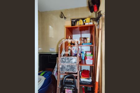 Apartamento à venda com 98m², 3 quartos e 2 vagas Apartamento à venda com 98m², 3 quartos e 2 vagasBanheiro de serviço