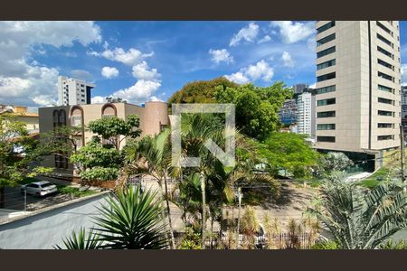 Casa para alugar com 500m², 7 quartos e 3 vagas Casa para alugar com 500m², 7 quartos e 3 vagasVista da Rua