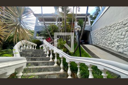 Casa para alugar com 500m², 7 quartos e 3 vagas Casa para alugar com 500m², 7 quartos e 3 vagasFachada