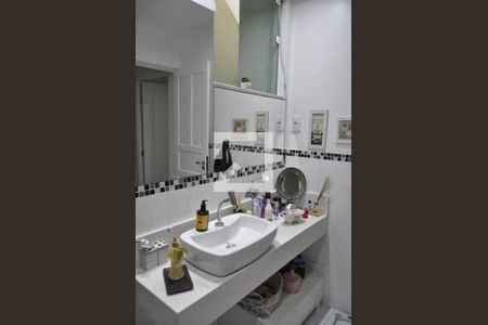 Casa à venda com 160m², 3 quartos e 1 vagaBanheiro Quarto 1