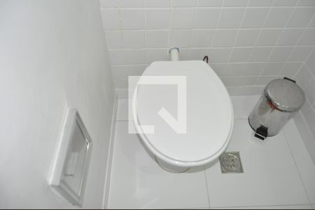 Casa à venda com 160m², 3 quartos e 1 vagaBanheiro