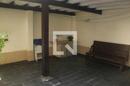 Casa à venda com 156m², 3 quartos e 2 vagasChurrasqueira