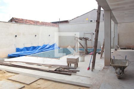 Casa à venda com 360m², 5 quartos e 4 vagasarea externa- piscina