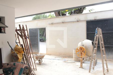Casa à venda com 360m², 5 quartos e 4 vagasgaragem
