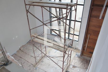 Casa à venda com 360m², 5 quartos e 4 vagassala