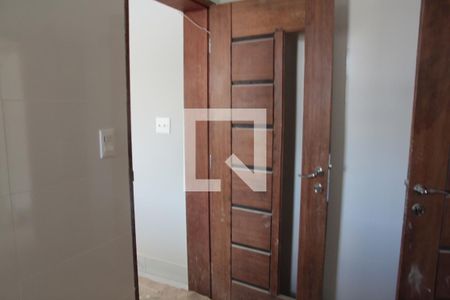 Casa à venda com 360m², 5 quartos e 4 vagasÁrea de Serviço