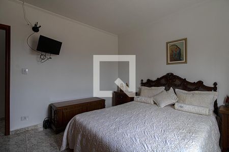 Casa à venda com 220m², 3 quartos e 3 vagas Casa à venda com 220m², 3 quartos e 3 vagasQuarto