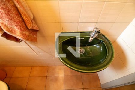 Casa à venda com 146m², 3 quartos e 2 vagasBanheiro de serviço