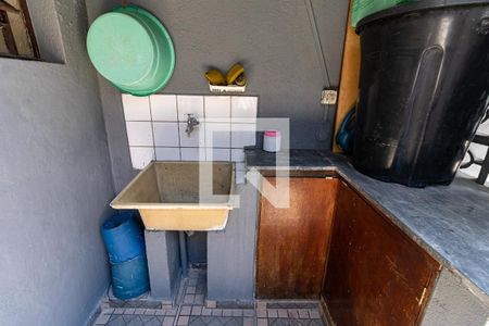 Casa à venda com 155m², 3 quartos e 2 vagas Casa à venda com 155m², 3 quartos e 2 vagasLavanderia da Edícula
