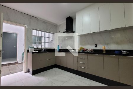 Casa à venda com 188m², 3 quartos e 3 vagasCozinha