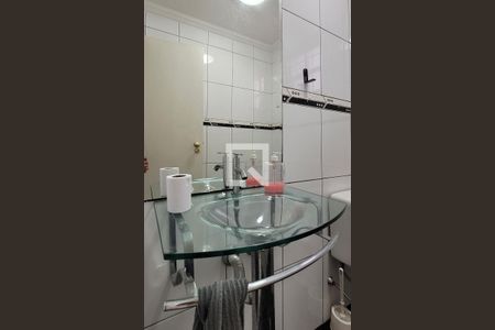 Casa à venda com 188m², 3 quartos e 3 vagasBanheiro 2